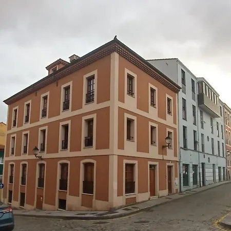 Les Casetes De San Lorenzo * Gijon